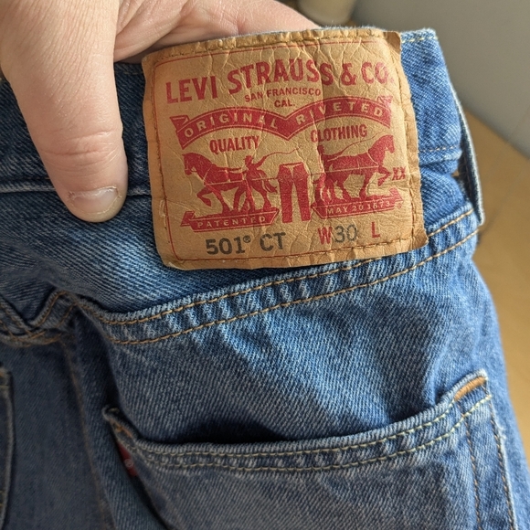 Levi's 501 Men jeans short 100% cotton size 30 in great used condition - Picture 4 of 12